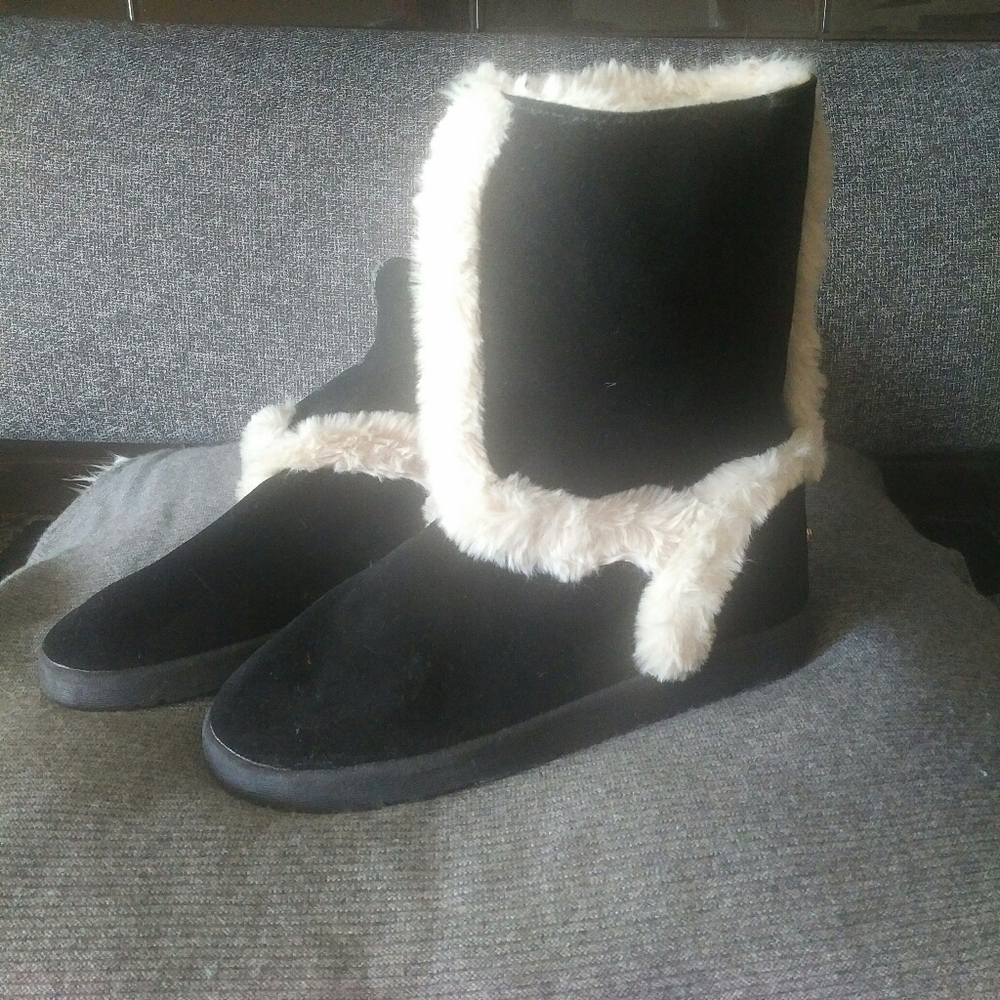 River Island Black Faux Fur Boots size 8